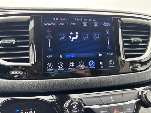 Used 2017 Chrysler Pacifica Touring image 20