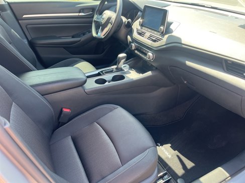 Used 2022 Nissan Altima 2.5 SV image 7