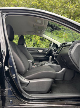 Used 2021 Nissan Rogue Sport S image 17