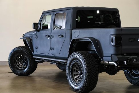 Used 2025 Jeep Gladiator Sport image 43