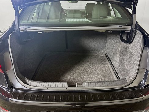 Certified 2024 Volkswagen Jetta Sport image 21