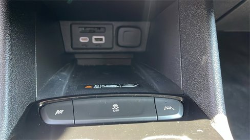 Used 2022 Chevrolet Bolt EUV LT image 17