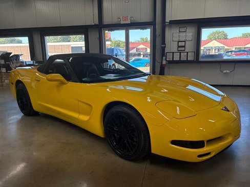 Used 2003 Chevrolet Corvette Convertible w/ Preferred Equipment Group1 image 16