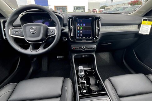 New 2025 Volvo XC40 B5 Plus w/ Protection Package Premier image 7