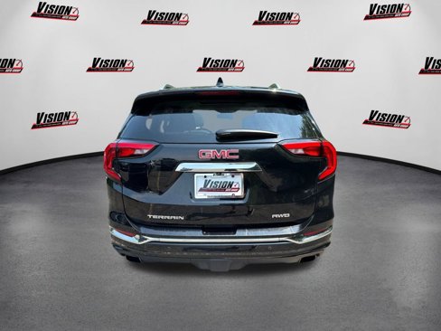 Used 2020 GMC Terrain Denali w/ Denali Premium Package image 6