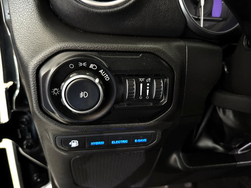Used 2022 Jeep Wrangler Unlimited Rubicon 4xe w/ Cold Weather Group image 10