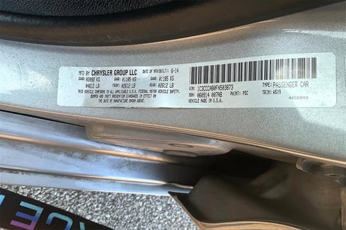 Used 2015 Chrysler 200 Limited w/ Convenience Group image 17