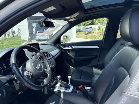 Used 2018 Audi Q3 2.0T Premium image 12
