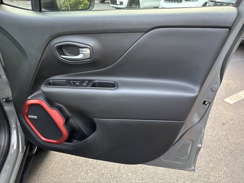 Used 2021 Jeep Renegade Trailhawk w/ Sun & Sound Group image 19