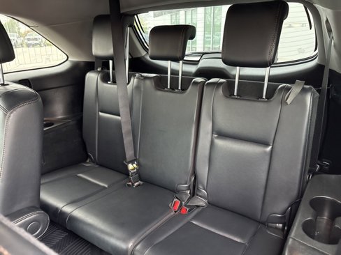Used 2018 Toyota Highlander XLE image 14