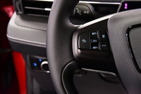 Used 2024 Ford Mustang Mach-E Premium image 19