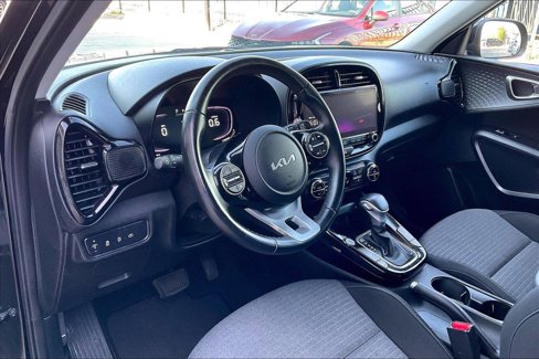 Used 2023 Kia Soul EX image 14