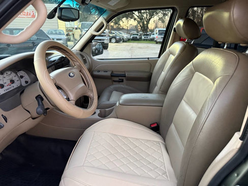 Used 2003 Ford Explorer Sport Trac 2WD image 32