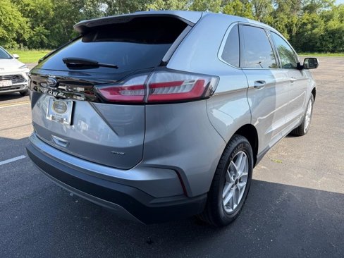 Certified 2024 Ford Edge SEL image 6