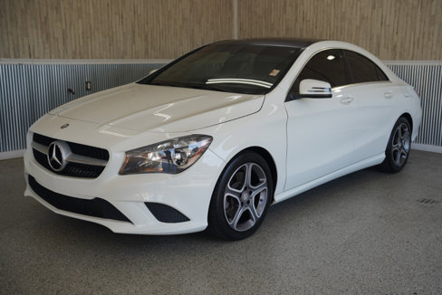 Used 2014 Mercedes-Benz CLA 250 image 4
