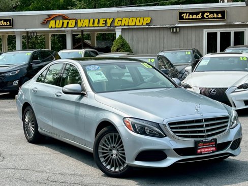 Used 2015 Mercedes-Benz C 300 4MATIC Sedan image 2