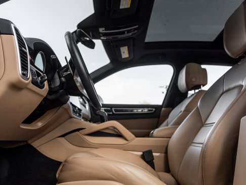Certified 2019 Porsche Cayenne image 21