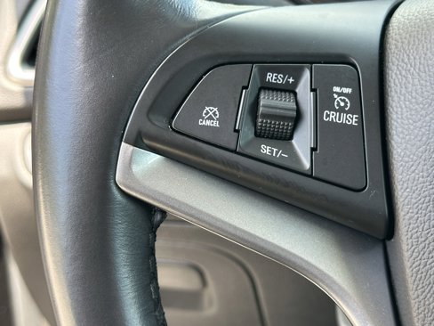 Certified 2022 Chevrolet Trax LT w/ Midnight Edition image 19