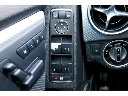 Used 2015 Mercedes-Benz GLK 350 2WD image 23