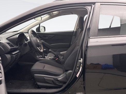 Used 2018 Subaru Crosstrek 2.0i image 8