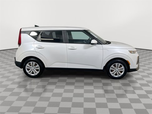 Used 2020 Kia Soul LX image 9