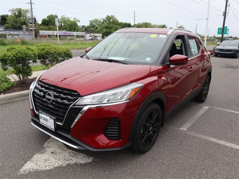 Certified 2023 Nissan Kicks SV image 9