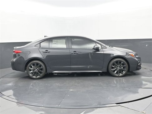 New 2026 Toyota Corolla SE w/ SE Package image 2