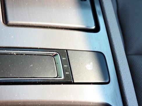 Used 2015 Hyundai Genesis 3.8 image 55