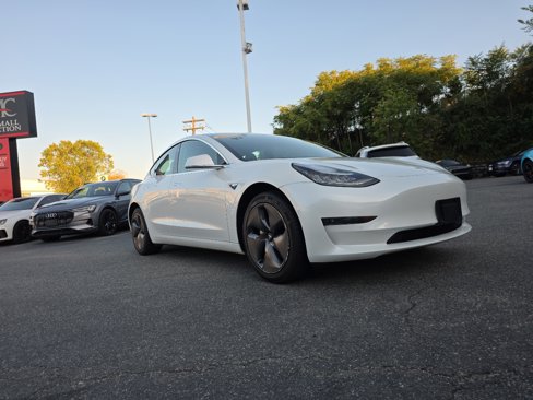 Used 2020 Tesla Model 3 Standard Range Plus image 18