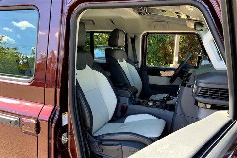 Used 2024 INEOS Grenadier Fieldmaster Edition image 7