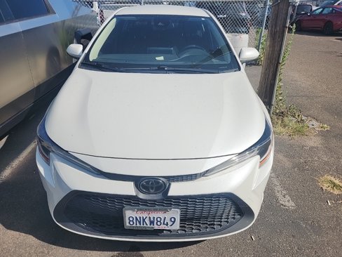 Used 2020 Toyota Corolla LE image 2