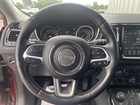 Used 2021 Jeep Compass Limited image 18