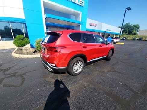 Used 2020 Hyundai Santa Fe SE image 5
