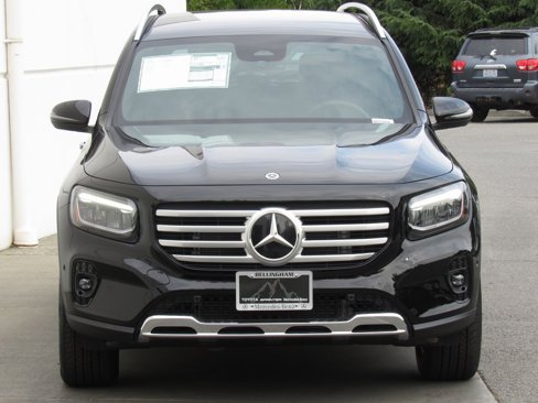 New 2025 Mercedes-Benz GLB 250 4MATIC image 3