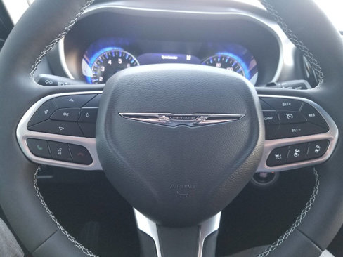 New 2026 Chrysler Voyager LX image 34