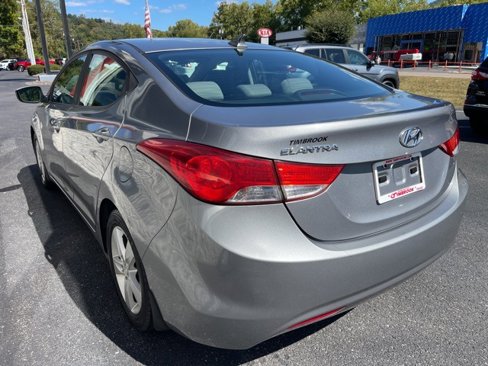 Used 2013 Hyundai Elantra GLS w/ Preferred Pkg image 12