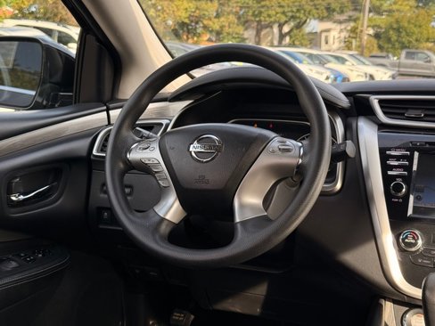 Used 2015 Nissan Murano S w/ Navigation Package image 19
