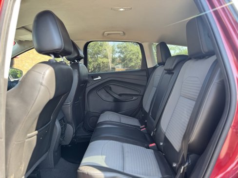 Used 2017 Ford Escape Titanium image 11
