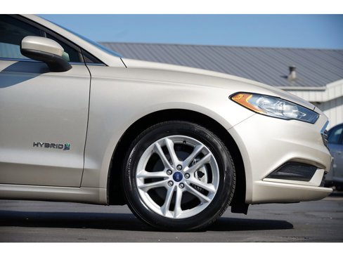 Used 2018 Ford Fusion S image 11
