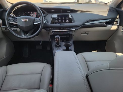 Used 2022 Cadillac XT4 Premium Luxury w/ Technology Package image 28