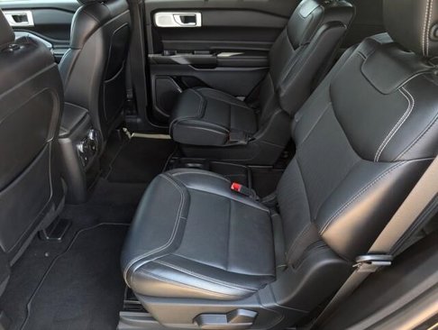 Used 2020 Ford Explorer ST w/ Premium Technology Package image 24