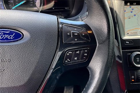 Used 2018 Ford Explorer XLT w/ Equipment Group 202A image 18