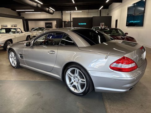 Used 2007 Mercedes-Benz SL 550 w/ Premium Pkg II image 5