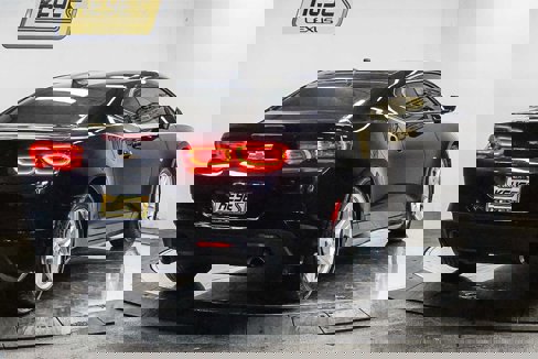 Used 2021 Chevrolet Camaro LT image 4