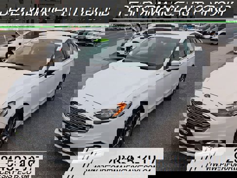 Used 2017 Ford Fusion SE w/ Equipment Group 201A image 23