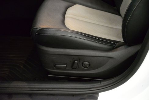 Used 2019 Kia Optima EX image 25