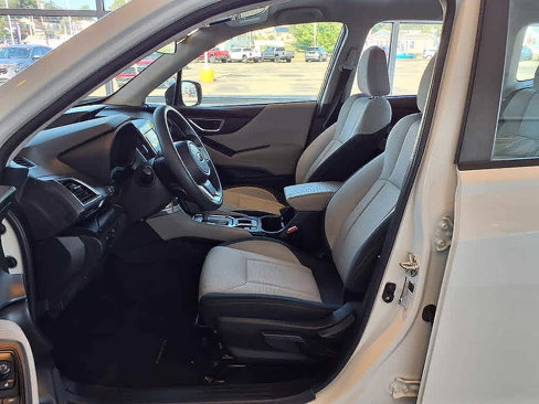 Used 2022 Subaru Forester image 8