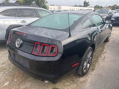 Used 2014 Ford Mustang Coupe w/ V6 Performance Package image 10