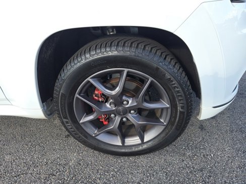 Used 2020 Jeep Grand Cherokee Limited X image 9