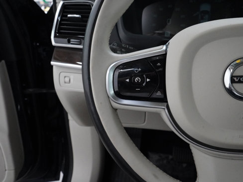 Used 2016 Volvo XC90 T6 Momentum w/ Momentum Plus Package image 21